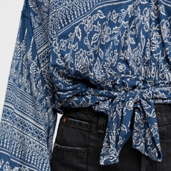 Free People Flowy Boho Blue Long Sleeve Top - Picture 5 of 5